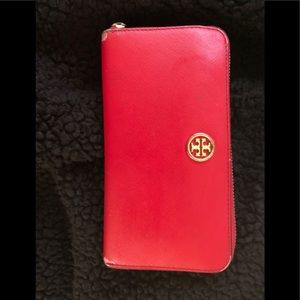 Tory Burch wallet